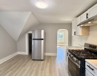 121 Spring Street - Photo Thumbnail 1