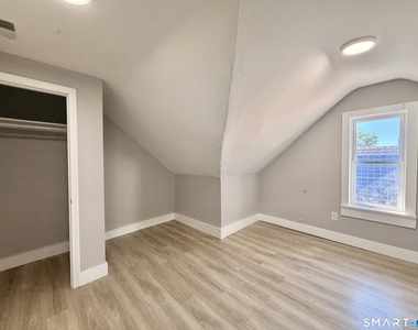121 Spring Street - Photo Thumbnail 5