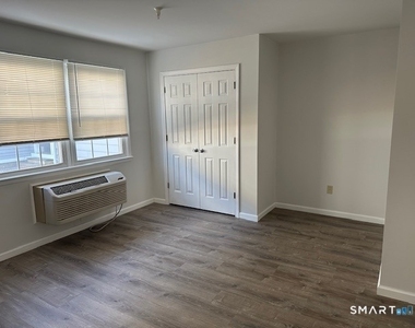 1030 Federal Road - Photo Thumbnail 7