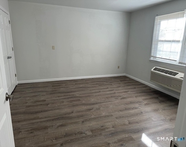 1030 Federal Road - Photo Thumbnail 8