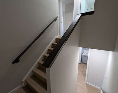 165 South Street - Photo Thumbnail 6