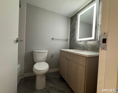 15 Farm Springs Road - Photo Thumbnail 20
