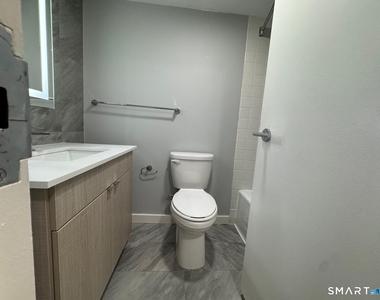 15 Farm Springs Road - Photo Thumbnail 6