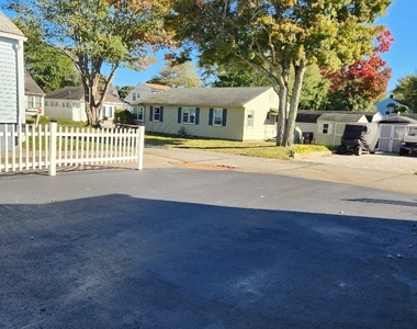 16 Breen Avenue - Photo Thumbnail 18