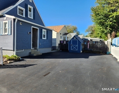 16 Breen Avenue - Photo Thumbnail 17
