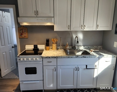 16 Breen Avenue - Photo Thumbnail 7