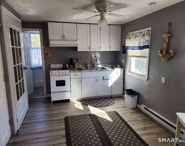 16 Breen Avenue - Photo Thumbnail 6
