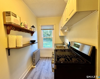 115 Turnpike Road - Photo Thumbnail 6