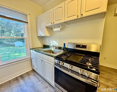 115 Turnpike Road - Photo Thumbnail 4