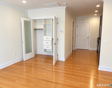 485 Summer Street - Photo Thumbnail 5