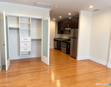 485 Summer Street - Photo Thumbnail 4