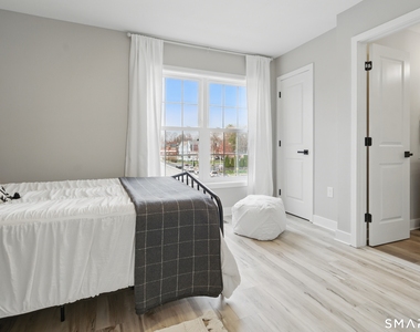 409 Prospect Avenue - Photo Thumbnail 12