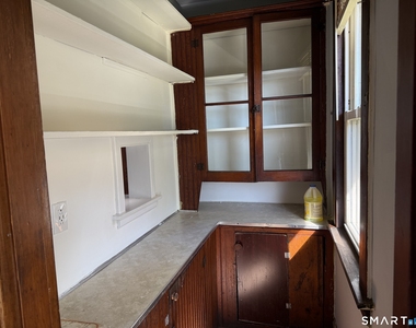 155 Sylvan Avenue - Photo Thumbnail 5
