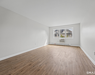 45 Monroe Street - Photo Thumbnail 8