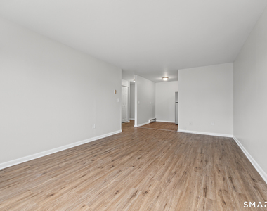 45 Monroe Street - Photo Thumbnail 10
