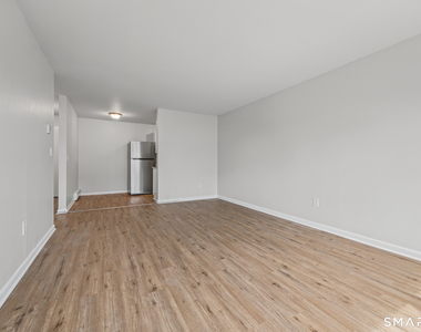 45 Monroe Street - Photo Thumbnail 9