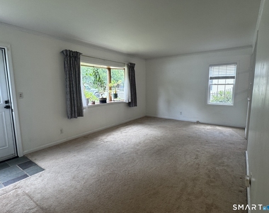 5 Bethpage Drive - Photo Thumbnail 7