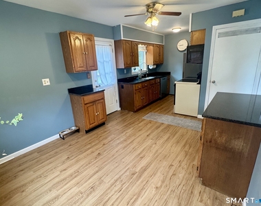 5 Bethpage Drive - Photo Thumbnail 5