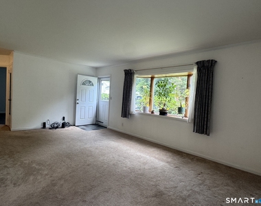 5 Bethpage Drive - Photo Thumbnail 10