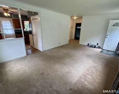 5 Bethpage Drive - Photo Thumbnail 9