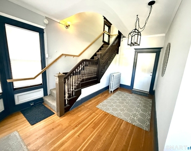 15 Unit #1 Atwater Avenue - Photo Thumbnail 2