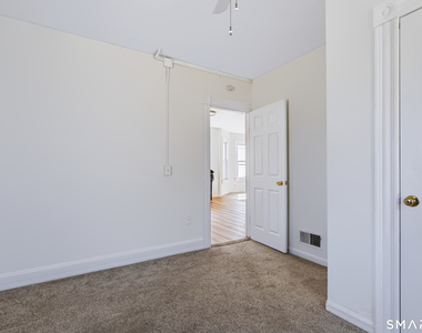 10 Glover Place - Photo Thumbnail 9