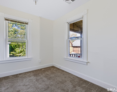 10 Glover Place - Photo Thumbnail 6