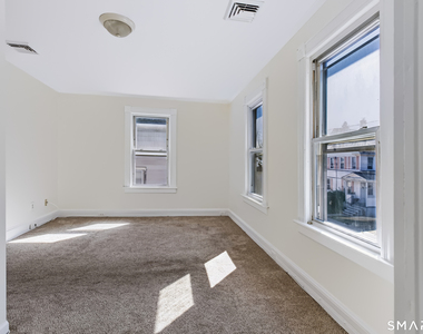 10 Glover Place - Photo Thumbnail 13