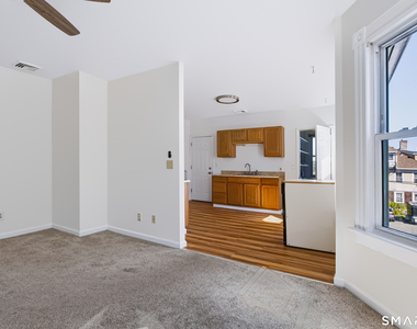 10 Glover Place - Photo Thumbnail 1