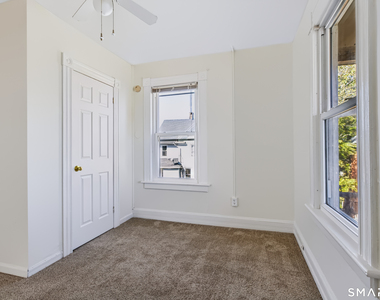 10 Glover Place - Photo Thumbnail 7