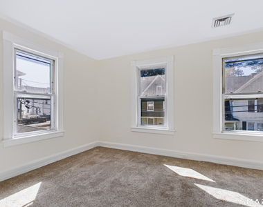 10 Glover Place - Photo Thumbnail 10
