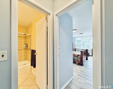 1 Strawberry Hill Court - Photo Thumbnail 29