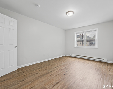 45 Monroe Street - Photo Thumbnail 12
