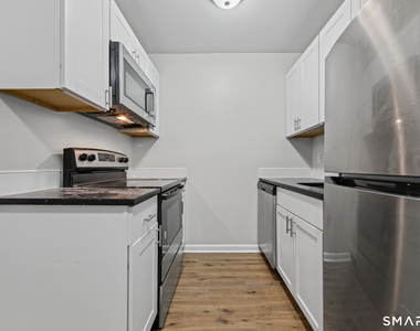 45 Monroe Street - Photo Thumbnail 6