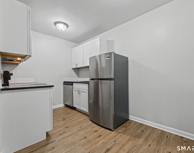 45 Monroe Street - Photo Thumbnail 5