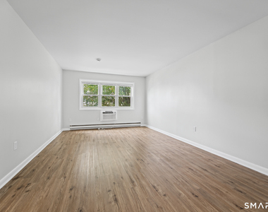 45 Monroe Street - Photo Thumbnail 9
