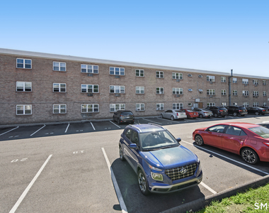 45 Monroe Street - Photo Thumbnail 17
