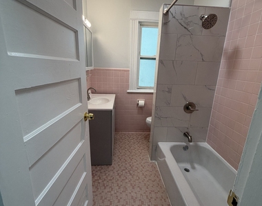 319 Maplewood Avenue - Photo Thumbnail 10