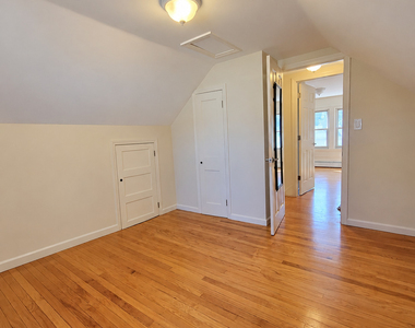 155 Mckee Street - Photo Thumbnail 12