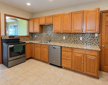 155 Mckee Street - Photo Thumbnail 14