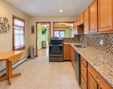 155 Mckee Street - Photo Thumbnail 13