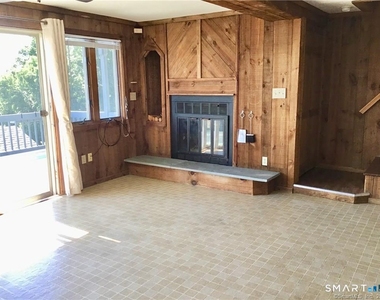 8 Arcadia Road - Photo Thumbnail 4