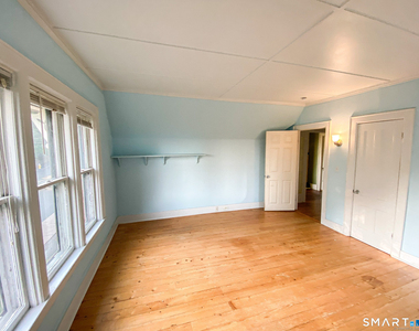 8 Park Street - Photo Thumbnail 14