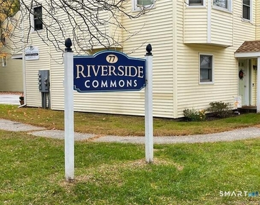 77 Marion Avenue - Photo Thumbnail 35