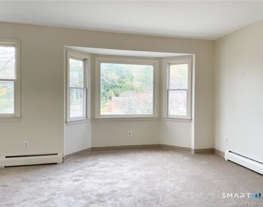 77 Marion Avenue - Photo Thumbnail 17