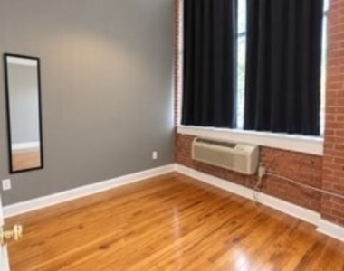 390 Charles Street - Photo Thumbnail 10