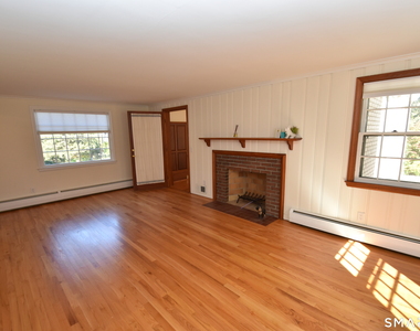 62 Buttonball Lane - Photo Thumbnail 23