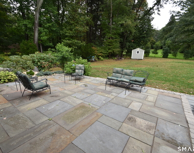 62 Buttonball Lane - Photo Thumbnail 11