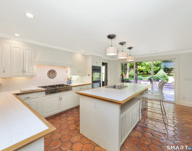 1263 Westover Road - Photo Thumbnail 9