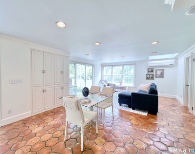 1263 Westover Road - Photo Thumbnail 7